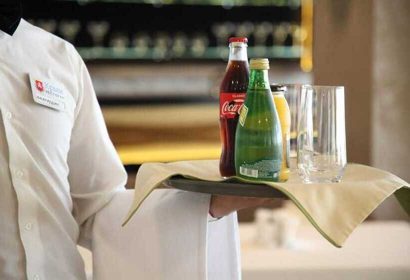 هتل Sevastopol Modern