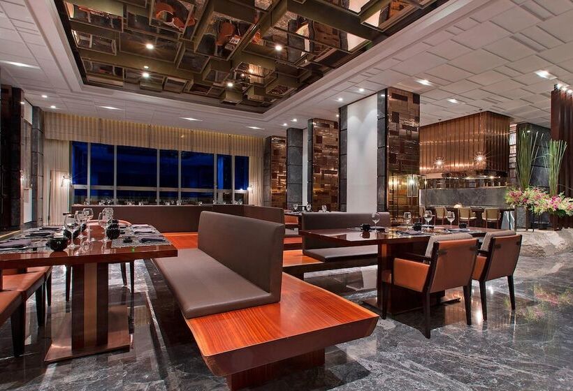 Отель Sheraton Qingdao Licang