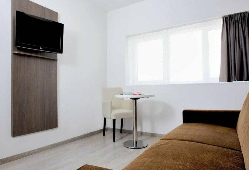 ホテル Séjours & Affaires Massy Atlantis