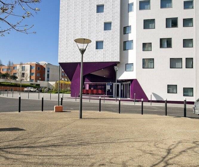 ホテル Séjours & Affaires Massy Atlantis