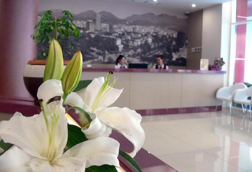 Sky 2 Hotel Tirana