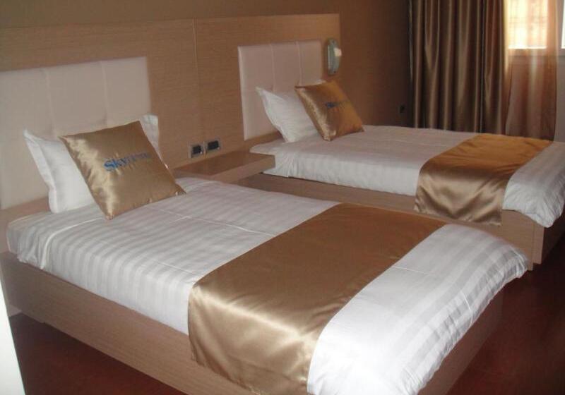 Sky 2 Hotel Tirana