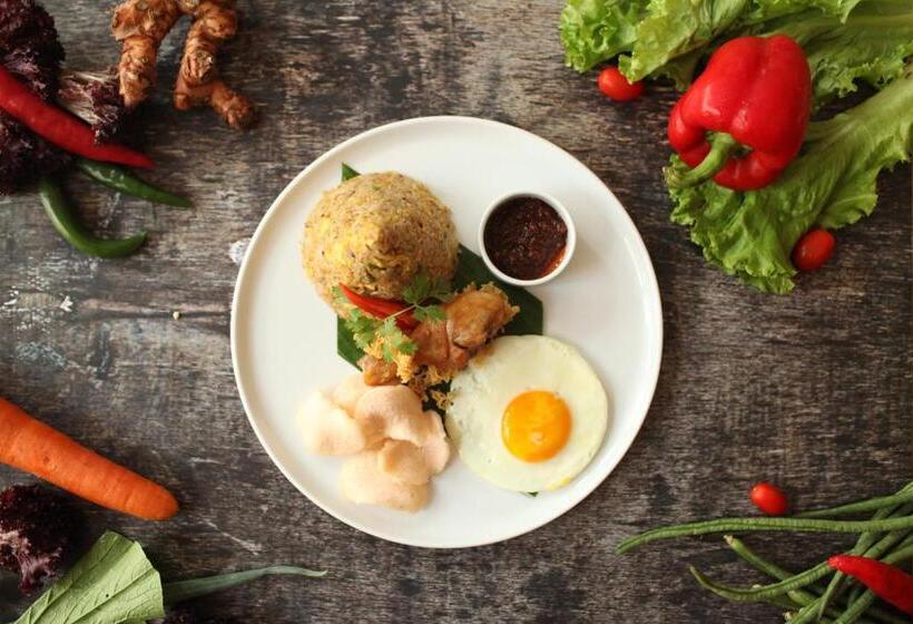 Отель Swissbelinn Airport Jakarta