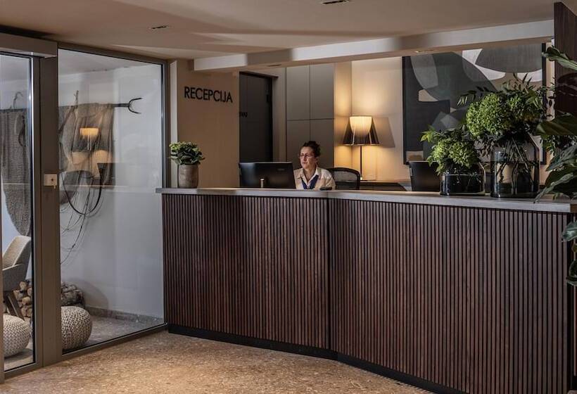 ホテル Terme Jezercica