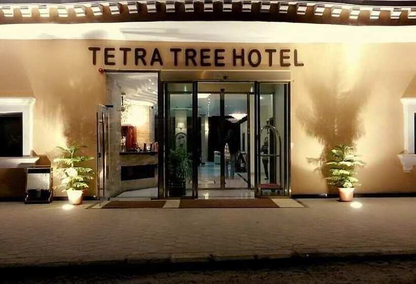 هتل Tetra Tree