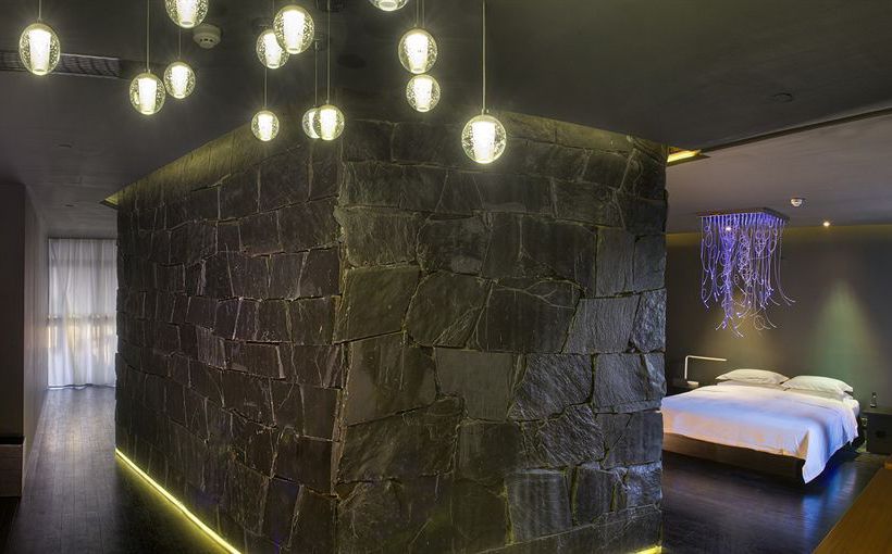 Отель The Emperor Tiananmen Beijing