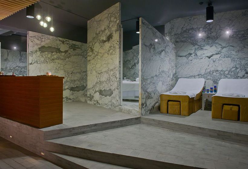 Отель The Emperor Tiananmen Beijing