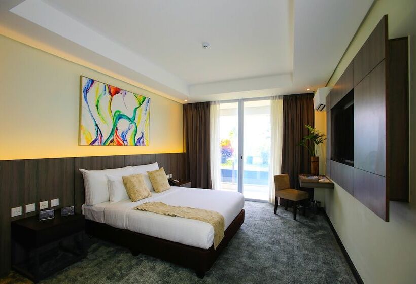 هتل The Oriental  Legazpi