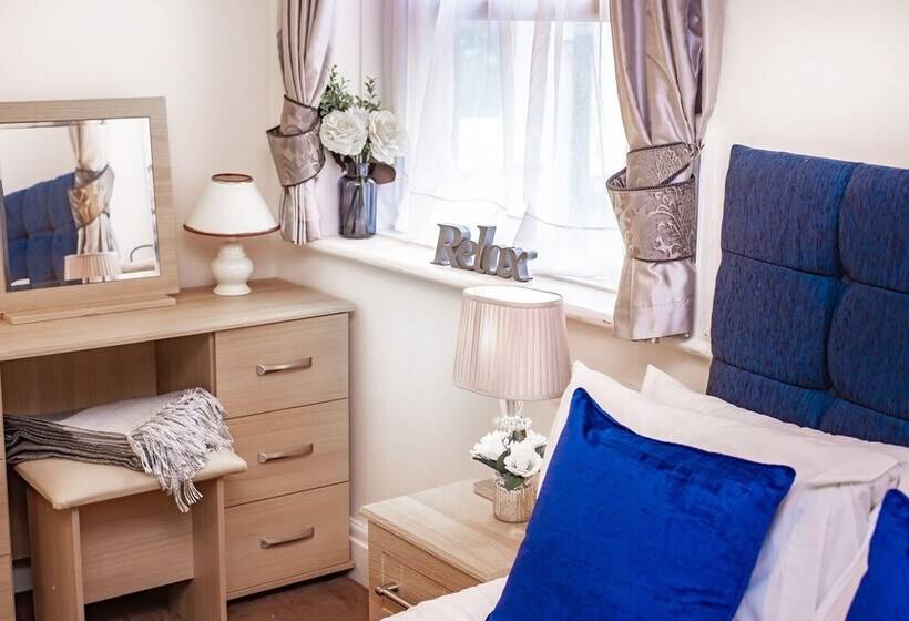 בית מלון כפרי Trivelles Seaview