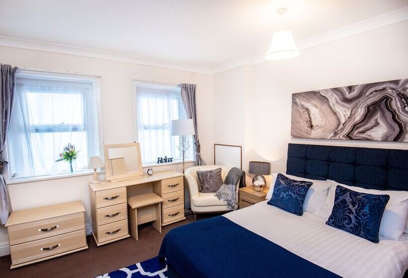 בית מלון כפרי Trivelles Seaview