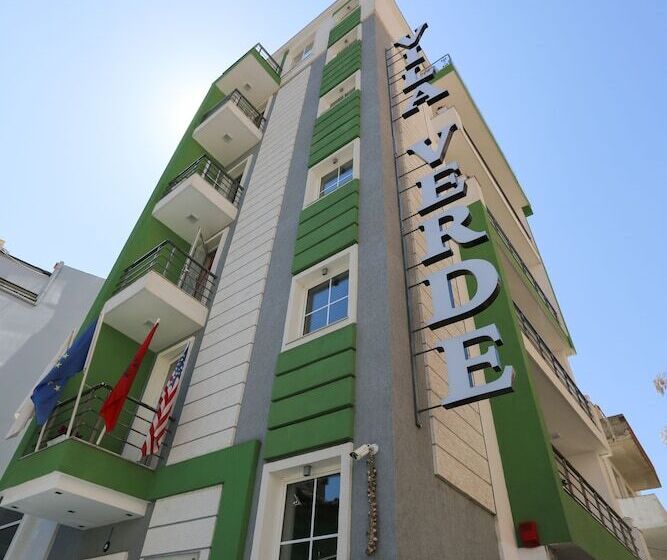 ホテル Vila Verde City Center