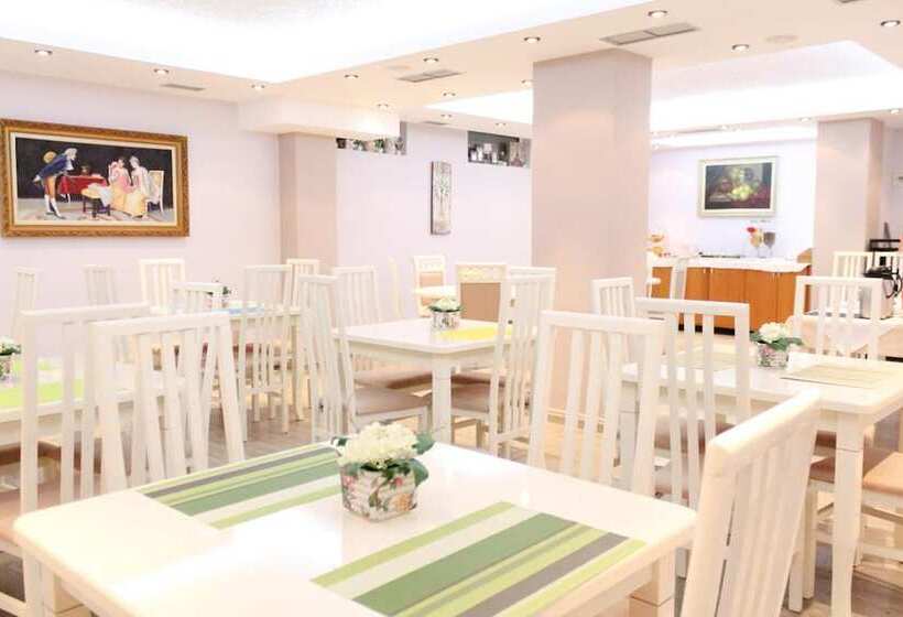 ホテル Vila Verde City Center