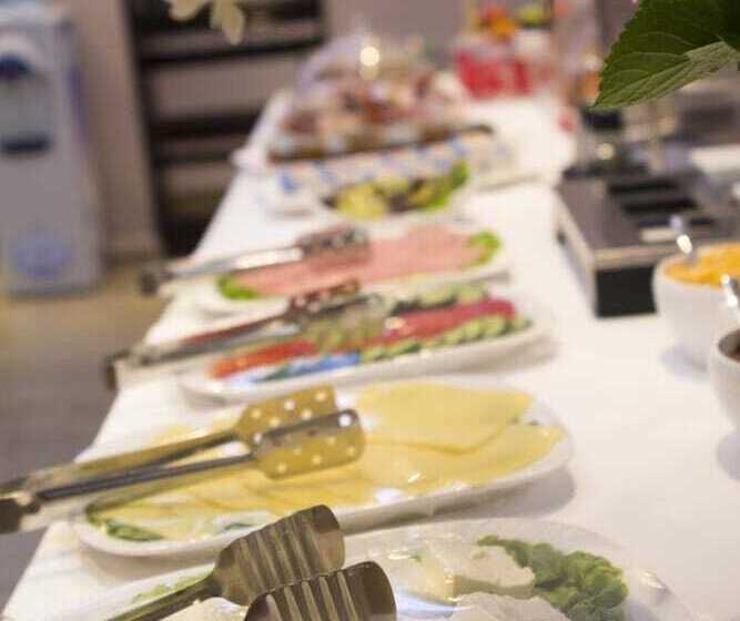 ホテル Vila Verde City Center