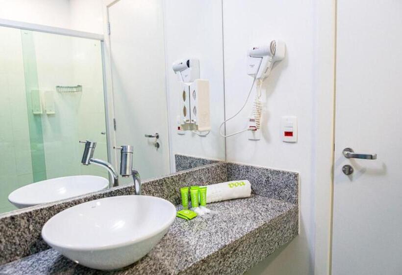 ホテル Voa Business Supreme Choice Confins