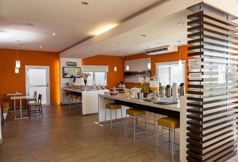 ホテル Voa Business Supreme Choice Confins