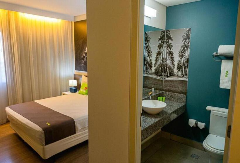 ホテル Voa Business Supreme Choice Confins