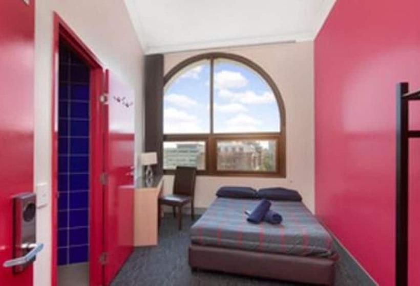 هتل Wake Up! Sydney Central