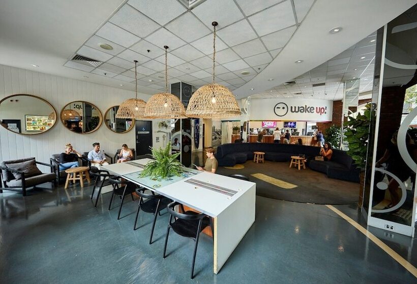 هتل Wake Up! Sydney Central