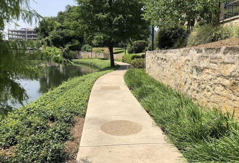 호텔 Sol Cypress, San Antonio, A Tribute Portfolio