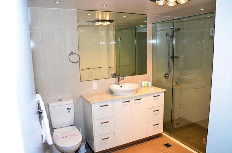 فندق Zenith Ocean Front Apartments