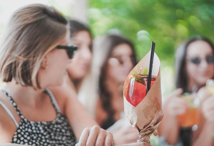 ホテル Zeus Village Resort   Adults Only