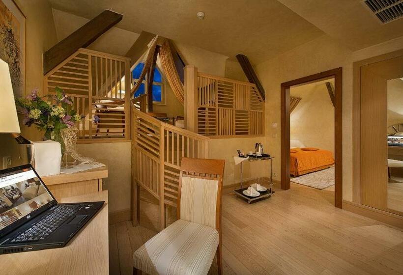 בית מלון כפרי Zvon Design Suites