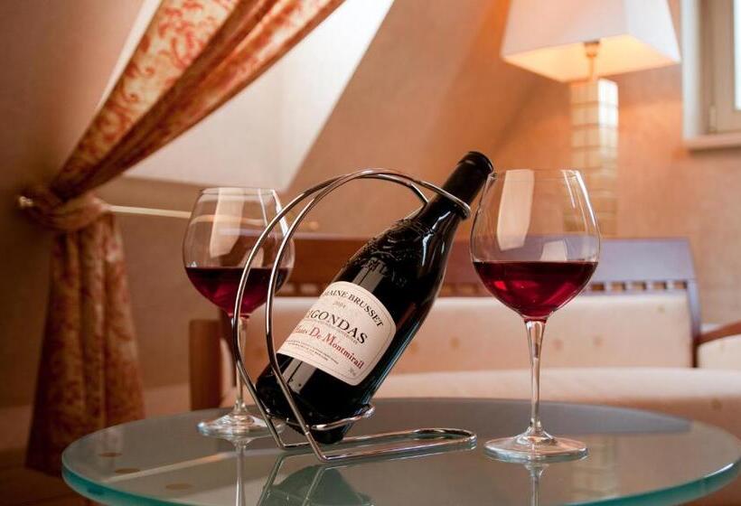 בית מלון כפרי Zvon Design Suites