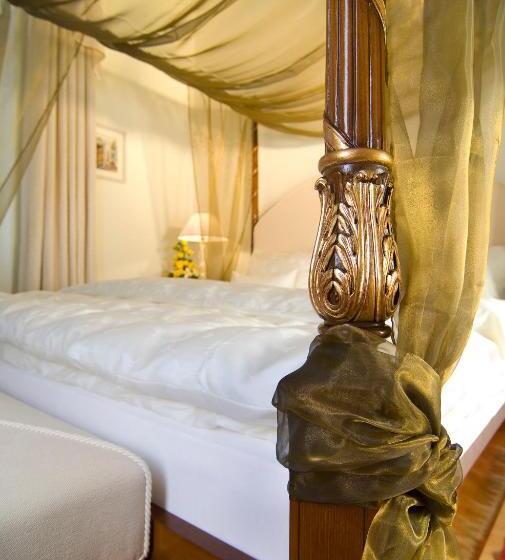 בית מלון כפרי Zvon Design Suites