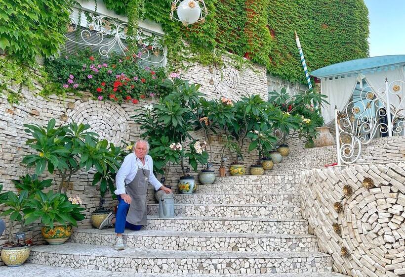 Milton Boutique Hotel   Adults Only