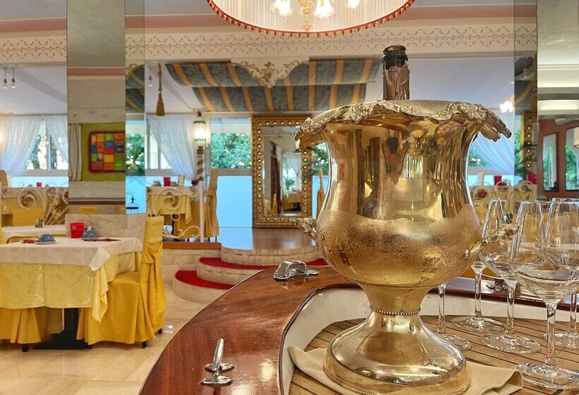 Milton Boutique Hotel   Adults Only