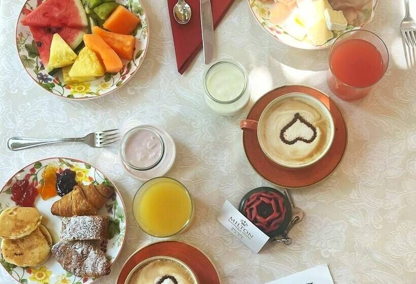 Milton Boutique Hotel   Adults Only