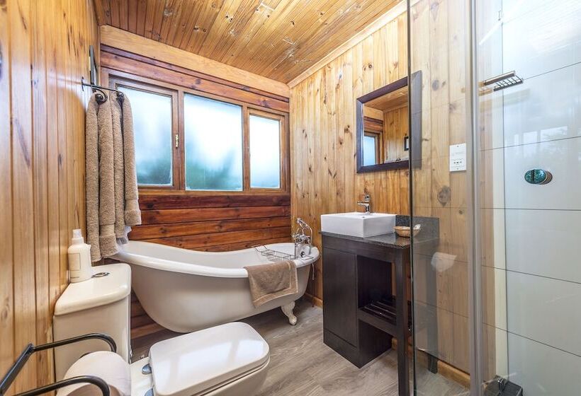 منتجع Kariega Game Reserve   Main Lodge