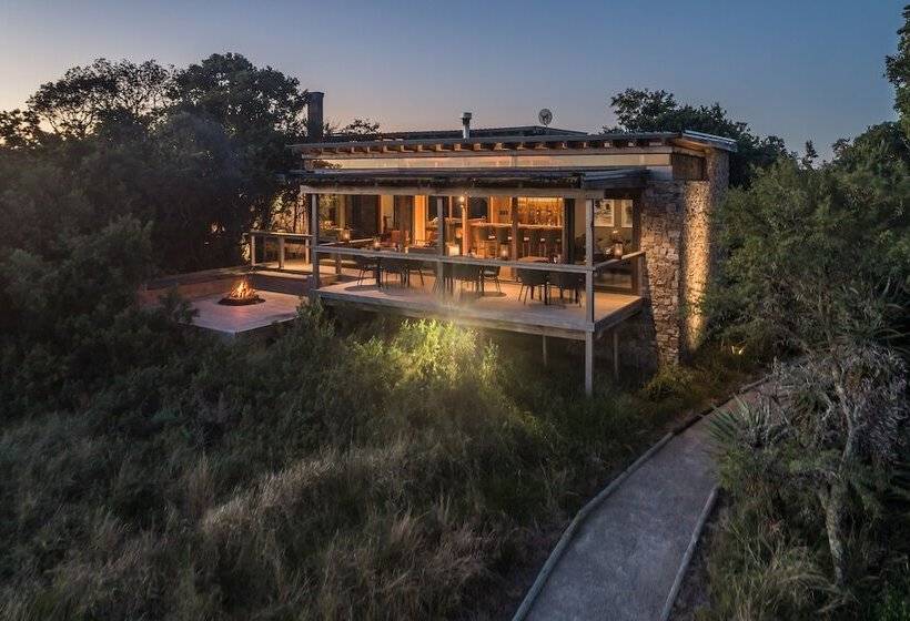 منتجع Kariega Game Reserve Ukhozi Lodge