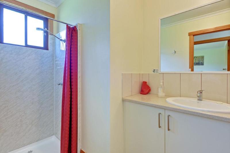 Sharonlee Strahan Villas