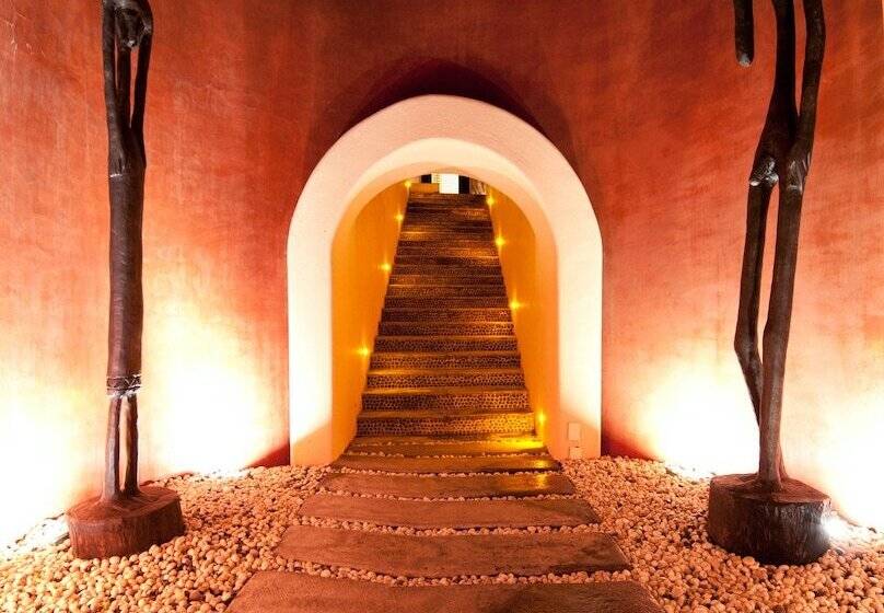 Tentaciones Hotel & Lounge Pool   Adults Only