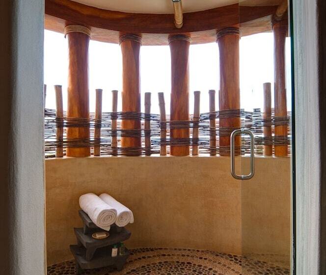 Tentaciones Hotel & Lounge Pool   Adults Only