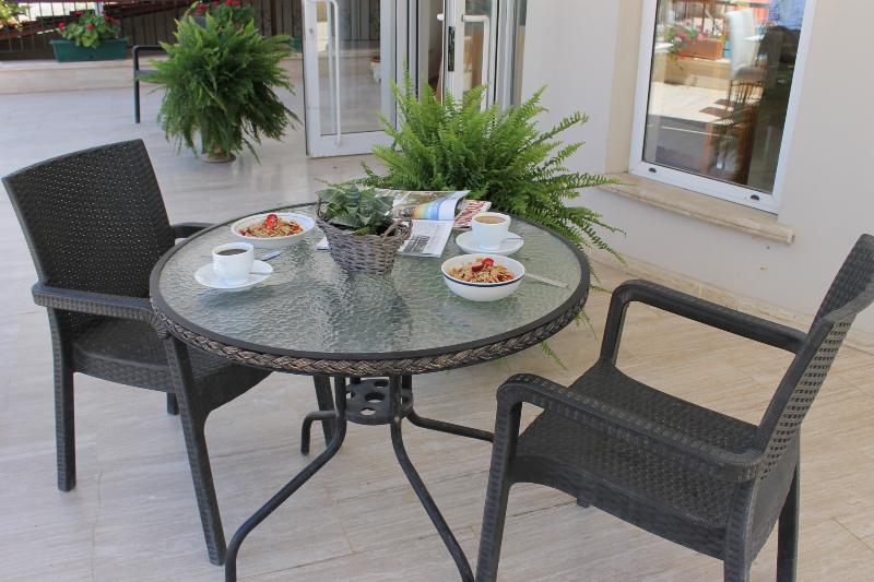 The Prince Inn Hotel & Villas