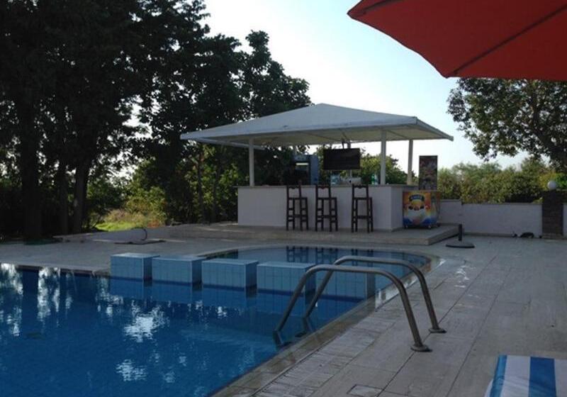 The Prince Inn Hotel & Villas