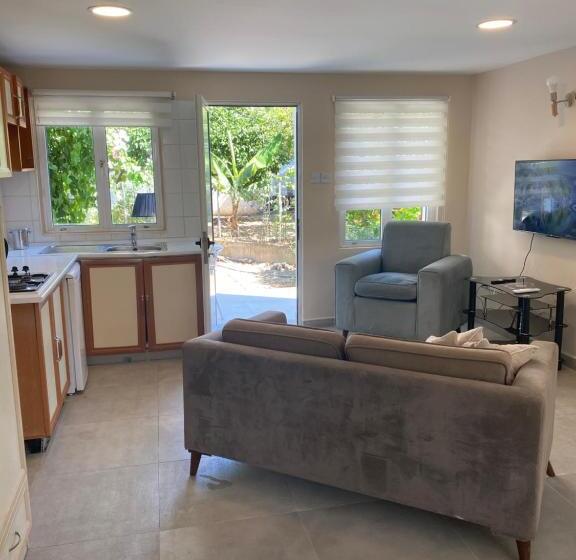 The Prince Inn Hotel & Villas