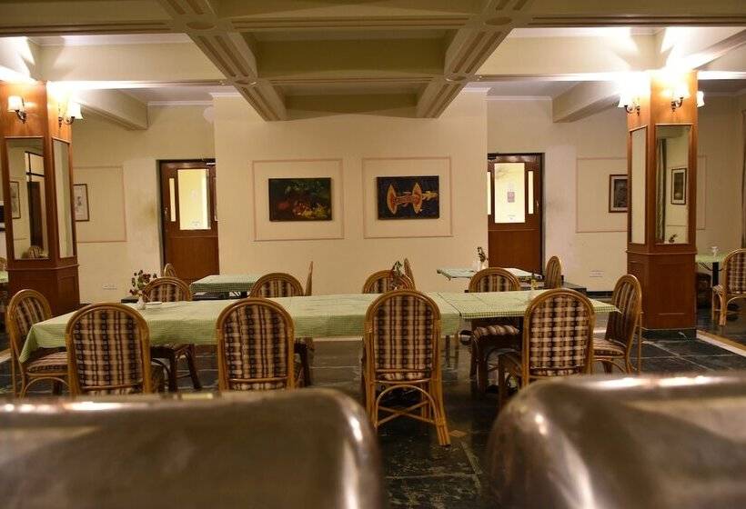 Отель Greenwood