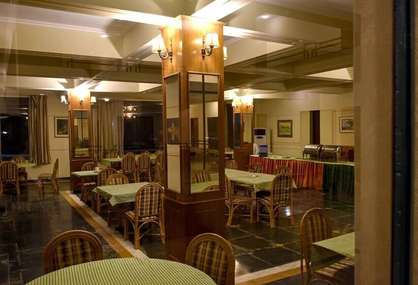 Отель Greenwood