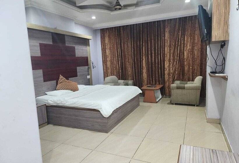 호텔 Meridian Palace