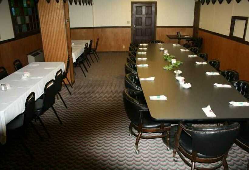 The Holiday Motel & Restaurant