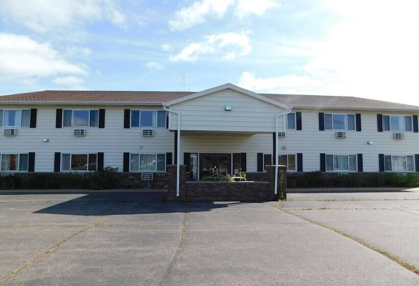 فندق Amerivu Inn And Suites