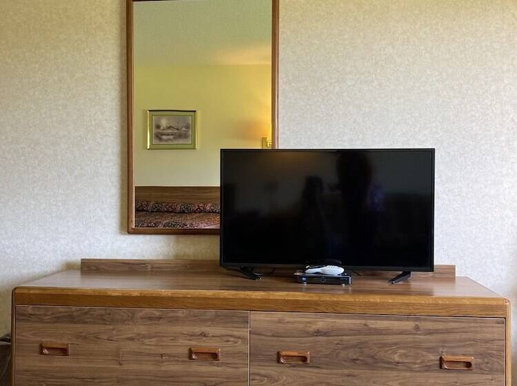 فندق Amerivu Inn And Suites