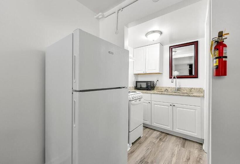 酒店 Budgetel Inn And Suites