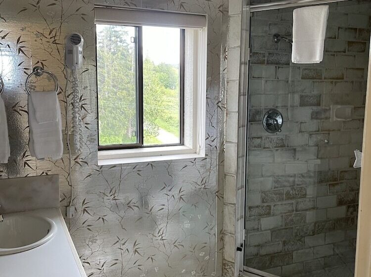 فندق Old Alcohol Plant