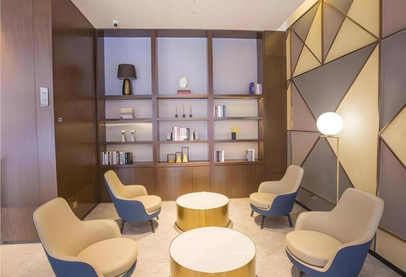 Borrman Hotel Nanning Railway Station