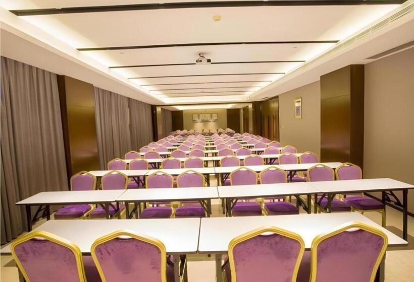 Borrman Hotel Nanning Railway Station