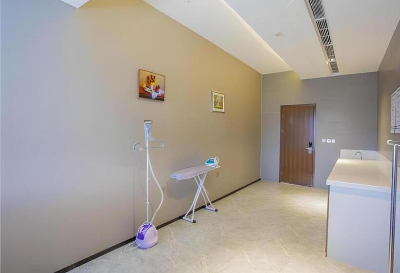 Borrman Hotel Nanning Railway Station